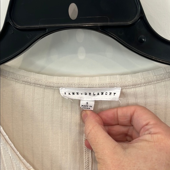 Cream Long Sleeve Tee with V-neck and Relaxed Fit - Picture 2 of 5